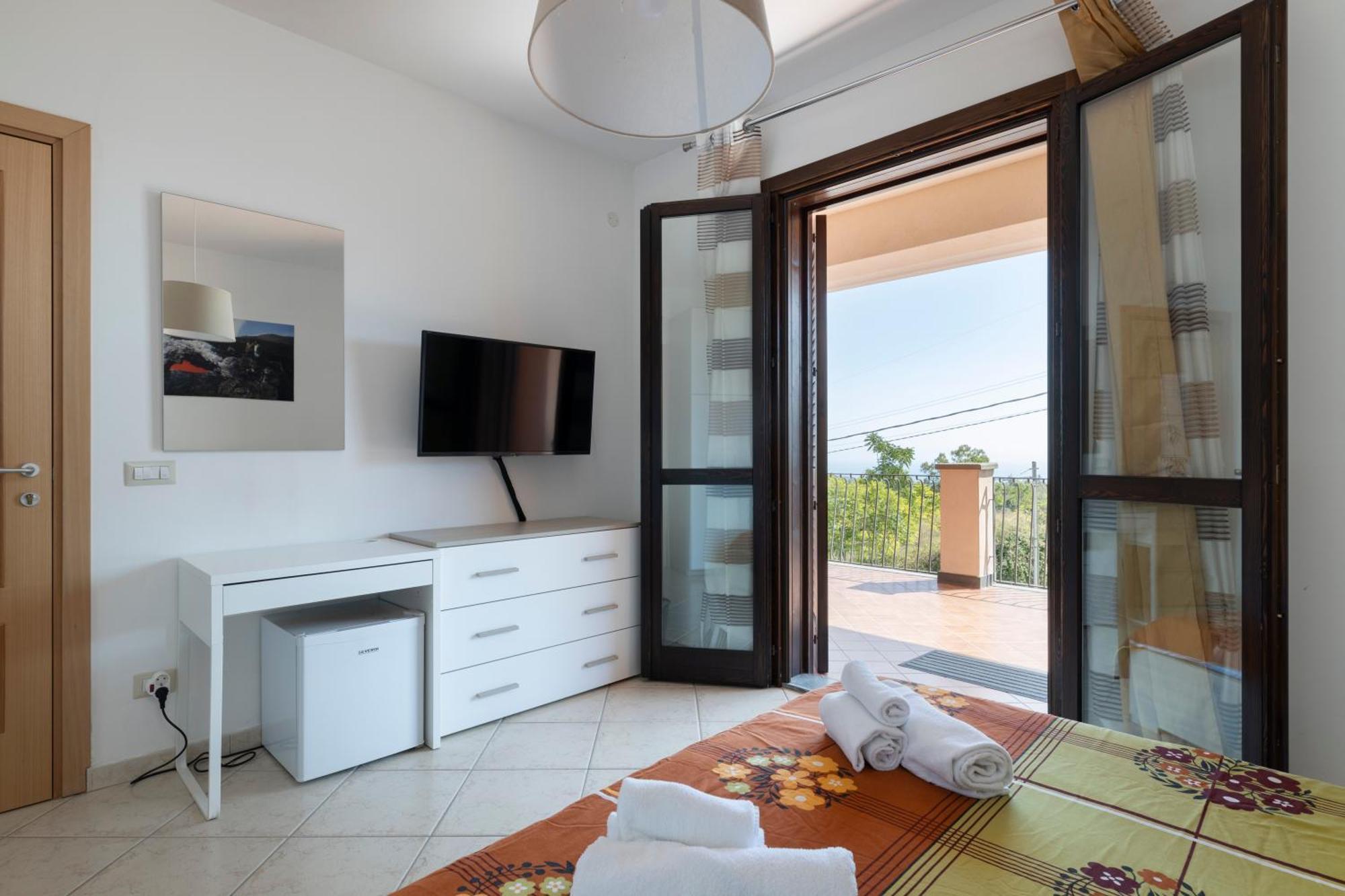 Villa Vulcano, Tra L'Etna E Il Mare Zafferana Etnea Extérieur photo